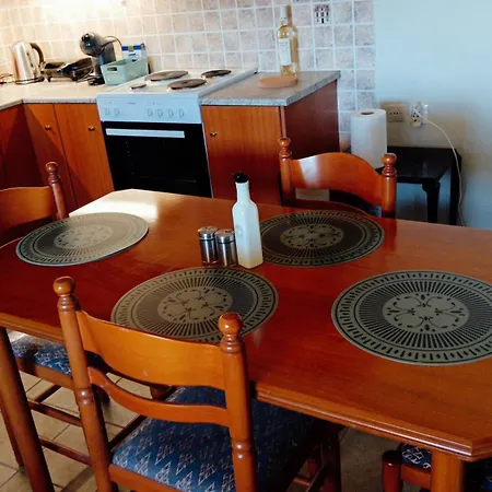 Tatil Evi Ainos *