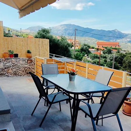 Tatil Evi Ainos Kambitsata